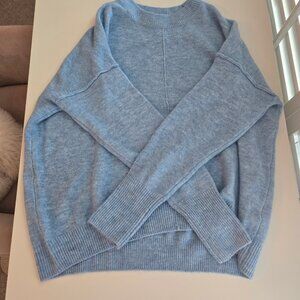 Vince Camuto Sweater